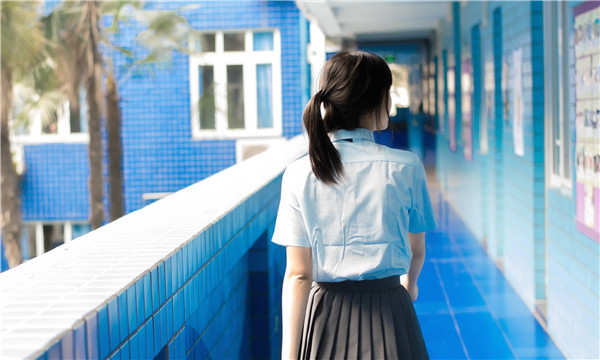 大田如何找到一个可以帮助我生孩子的女人？